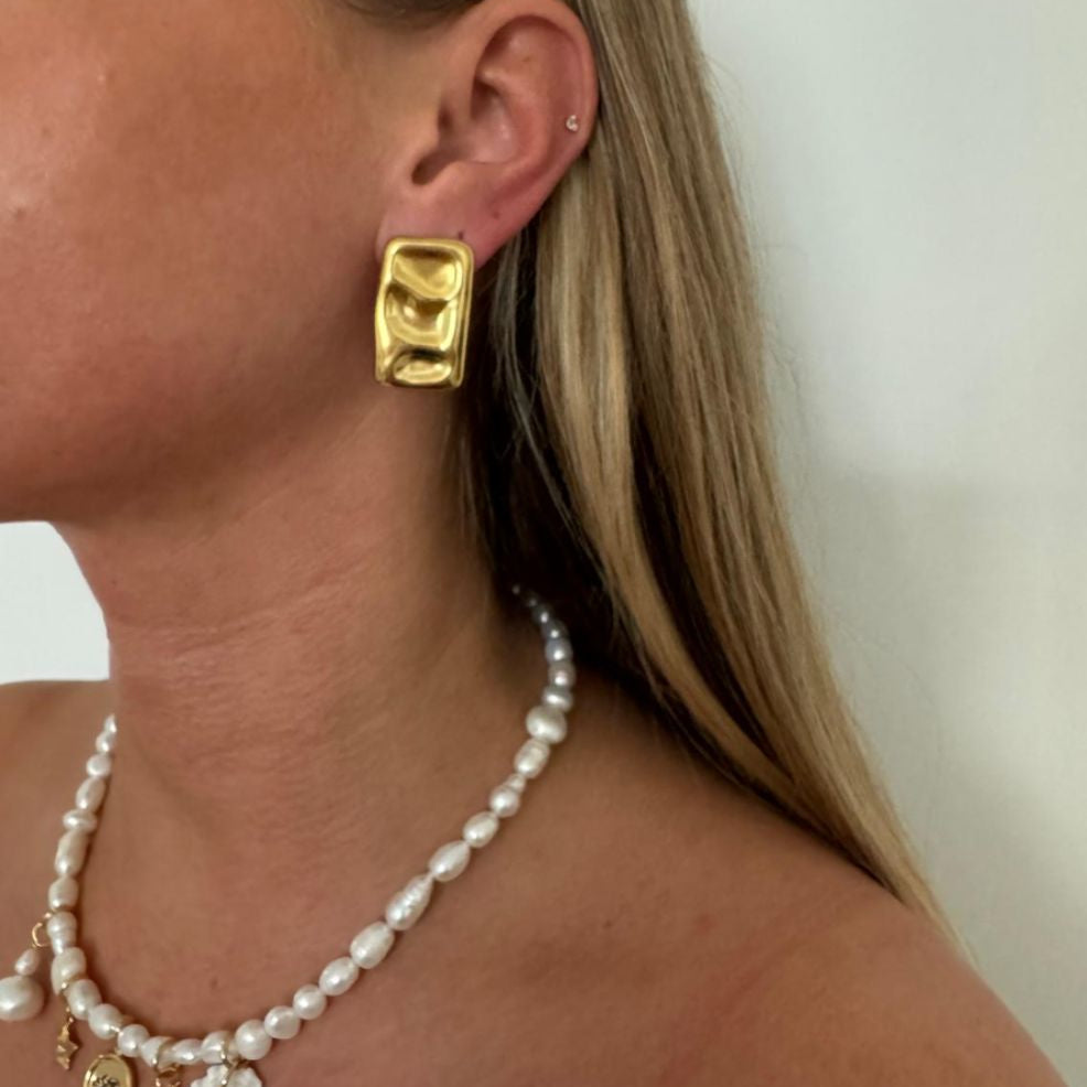 Talia rectangle stud earrings