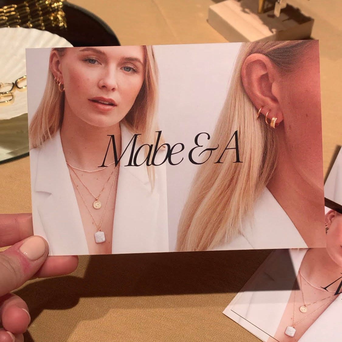 BEHIND THE SCENES- POP-UP