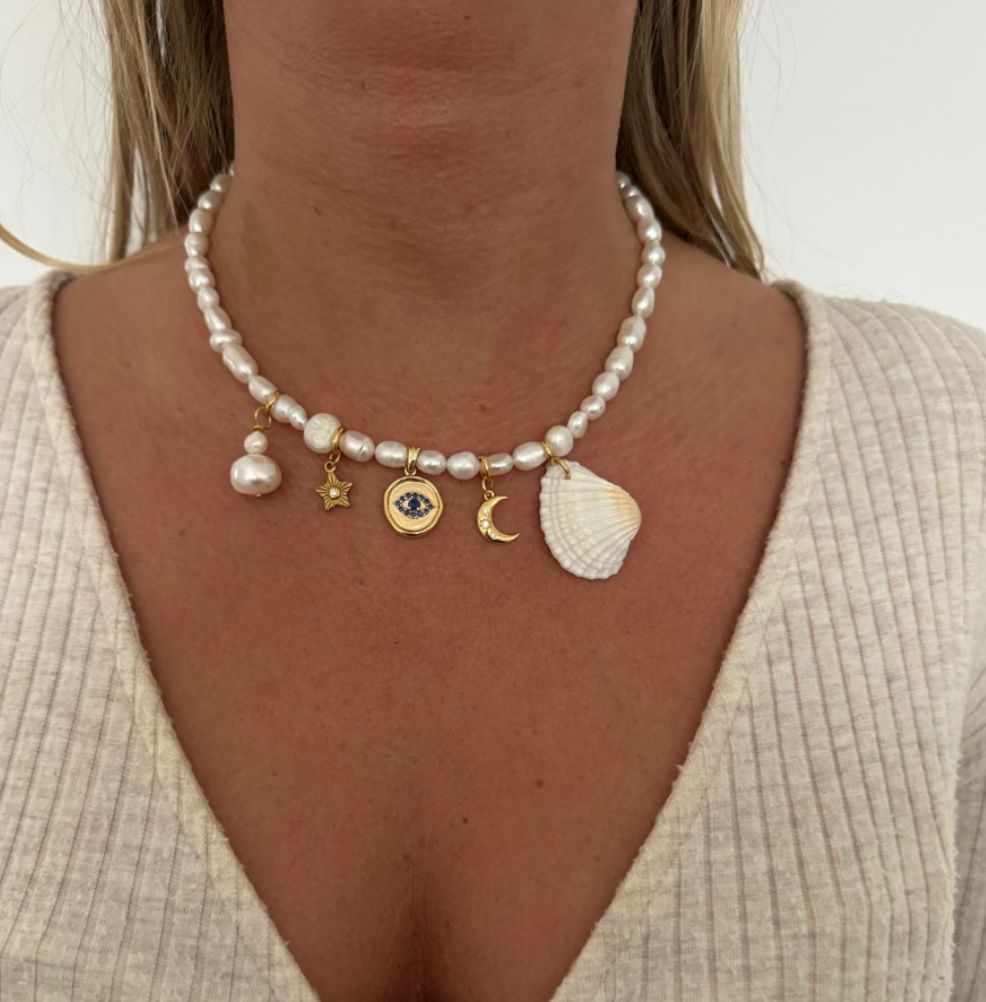 Elma Pearl Charm Necklace