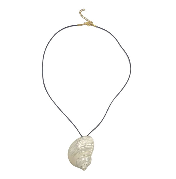 Calypso shell Cord Necklace- black