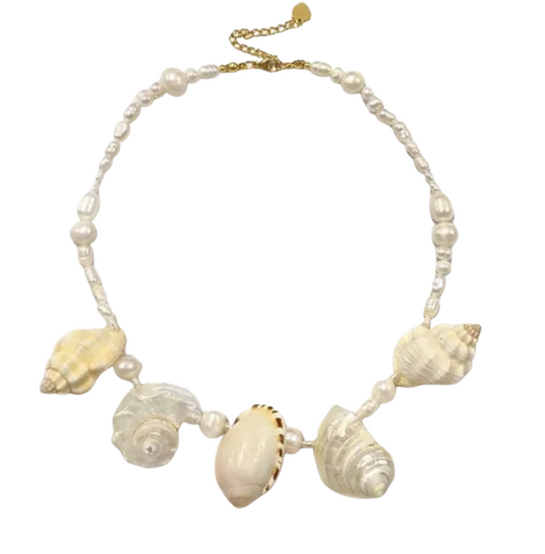 Aura shell necklace