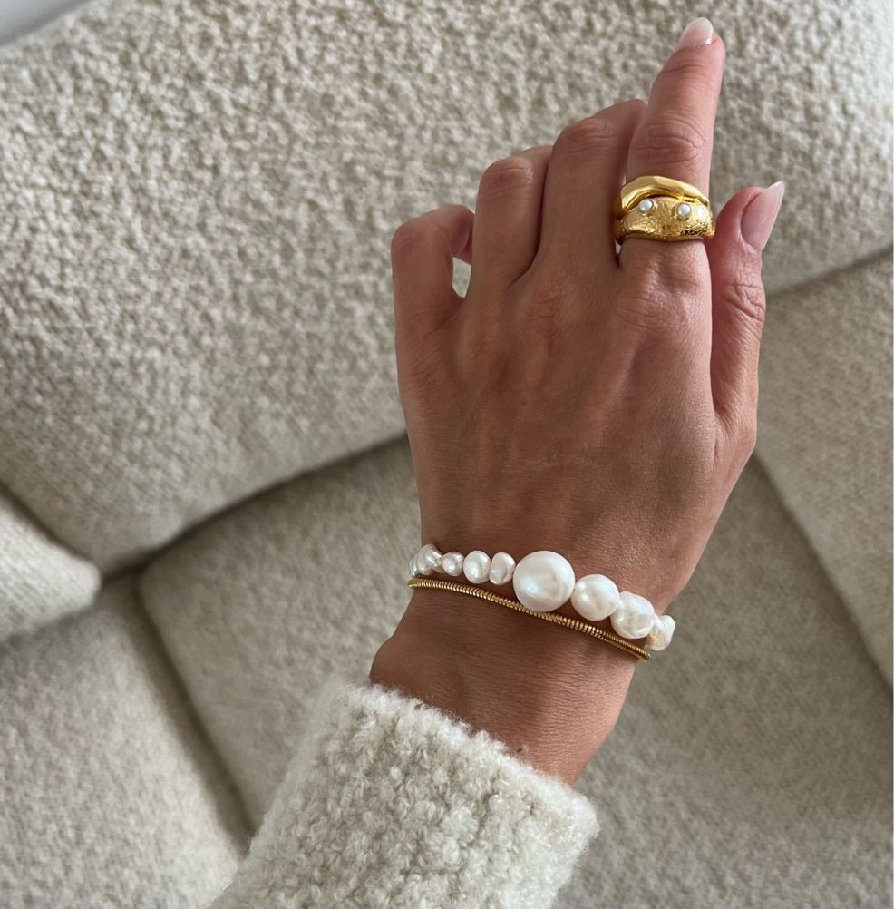 Danielle Ward The Mixed Freshwater Pearl Bracelet