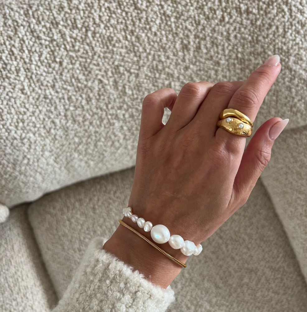 Danielle Ward The Crackle Pearl Ring