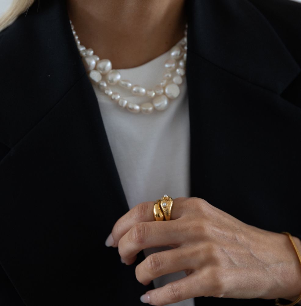 Danielle Ward The Crackle Pearl Ring