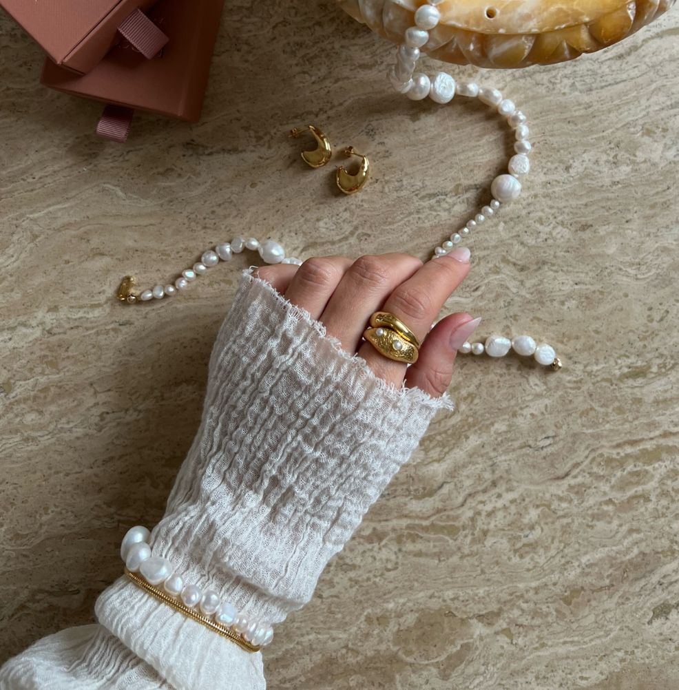 Danielle Ward The Crackle Pearl Ring